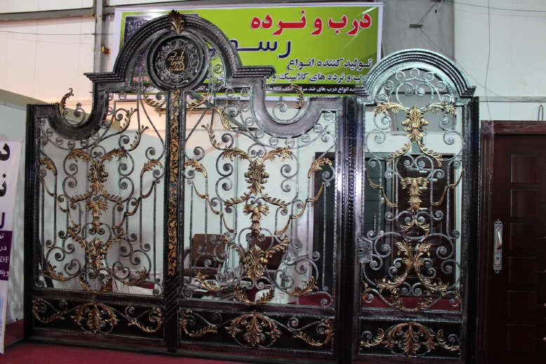 درب فلزی فرفوژه دار نفر رو و ماشین رو
